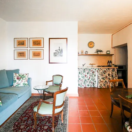 Boschi Di Montecalvi בית חווה
