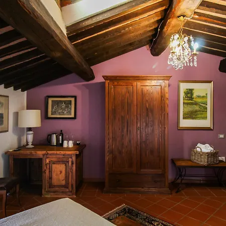 Boschi Di Montecalvi * סוברטו