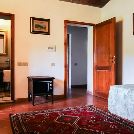 Boschi Di Monte Calvi Alloggio per agriturismo